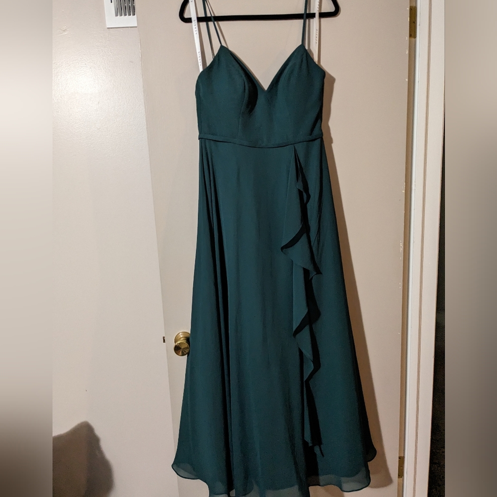 Azazie Pine Green A4 Naeem